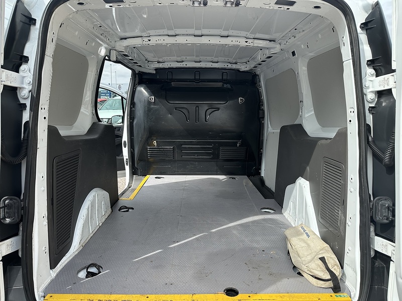 Ford Transit Connect 250 EcoBlue Leader - U2981
