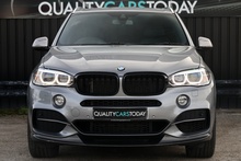 BMW X5 M50d 1 Former Keeper + Full BMW Main Dealer History - Thumb 3