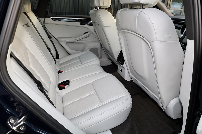 Porsche Macan S 1 Owner + Full Porsche Provenance + Pano Roof + PASM Image 15