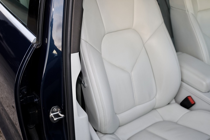Porsche Macan S 1 Owner + Full Porsche Provenance + Pano Roof + PASM Image 19