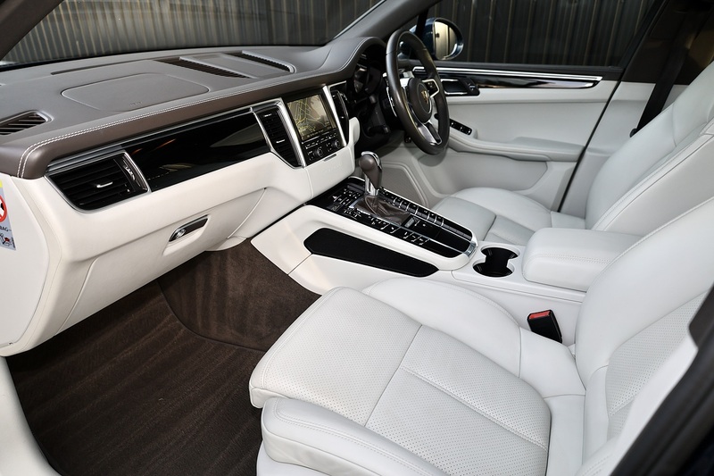 Porsche Macan S 1 Owner + Full Porsche Provenance + Pano Roof + PASM Image 2