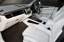 Porsche Macan S 1 Owner + Full Porsche Provenance + Pano Roof + PASM - Thumb 2