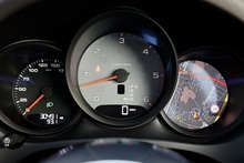 Porsche Macan S 1 Owner + Full Porsche Provenance + Pano Roof + PASM - Thumb 33