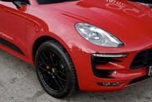 Porsche Macan GTS 1 Former Keeper + Full Porsche Main Dealer History + £13k Cost Options* - Thumb 18