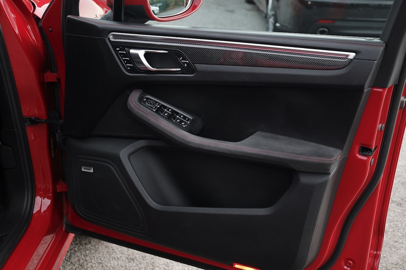 Porsche Macan GTS 1 Former Keeper + Full Porsche Main Dealer History + £13k Cost Options* Image 19