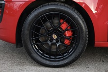 Porsche Macan GTS 1 Former Keeper + Full Porsche Main Dealer History + £13k Cost Options* - Thumb 43