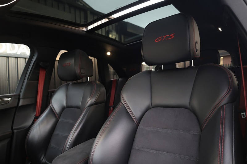 Porsche Macan GTS 1 Former Keeper + Full Porsche Main Dealer History + £13k Cost Options* Image 9