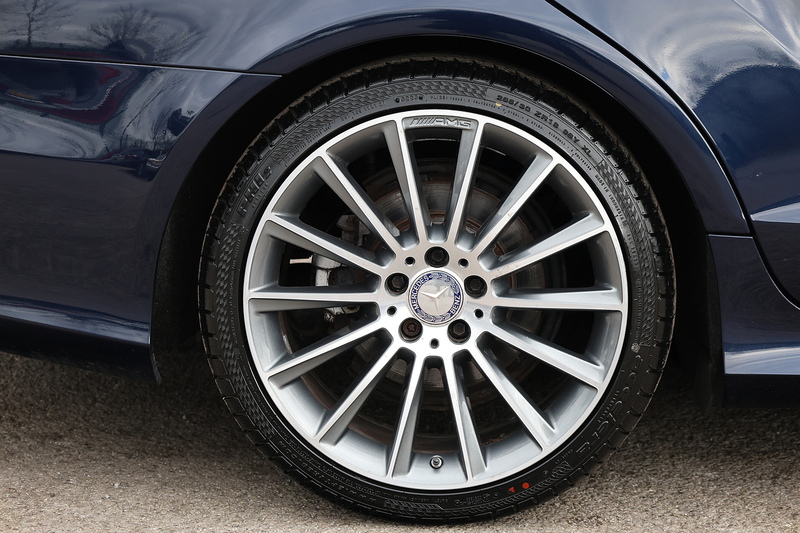 Mercedes-Benz CLS 220 CDI AMG Line Premium 1 Former Keeper + FSH + Sunroof + R.Camera Image 40