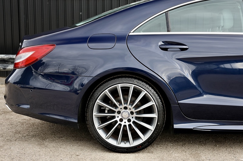 Mercedes-Benz CLS 220 CDI AMG Line Premium 1 Former Keeper + FSH + Sunroof + R.Camera Image 26