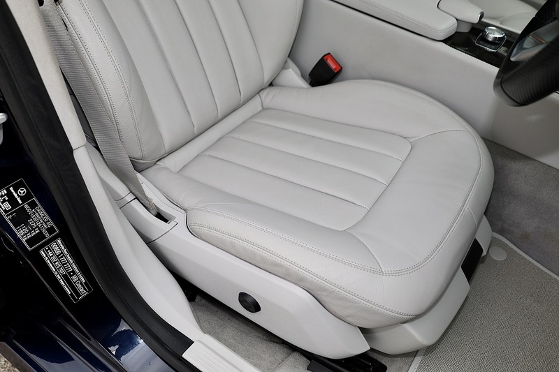 Mercedes-Benz CLS 220 CDI AMG Line Premium 1 Former Keeper + FSH + Sunroof + R.Camera Image 35