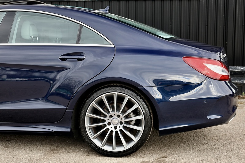 Mercedes-Benz CLS 220 CDI AMG Line Premium 1 Former Keeper + FSH + Sunroof + R.Camera Image 33