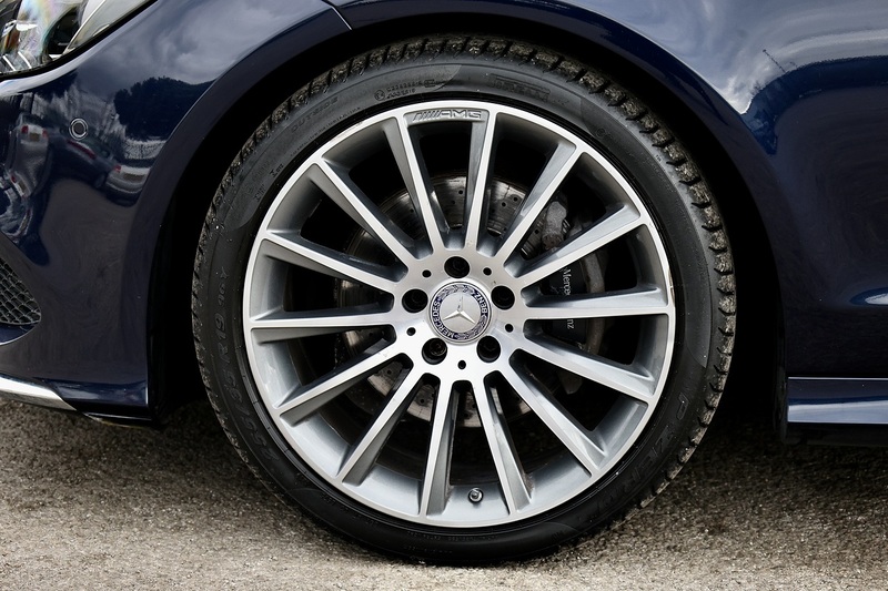 Mercedes-Benz CLS 220 CDI AMG Line Premium 1 Former Keeper + FSH + Sunroof + R.Camera Image 42