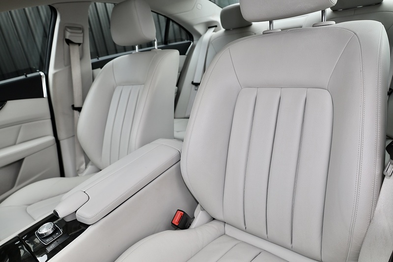 Mercedes-Benz CLS 220 CDI AMG Line Premium 1 Former Keeper + FSH + Sunroof + R.Camera Image 15