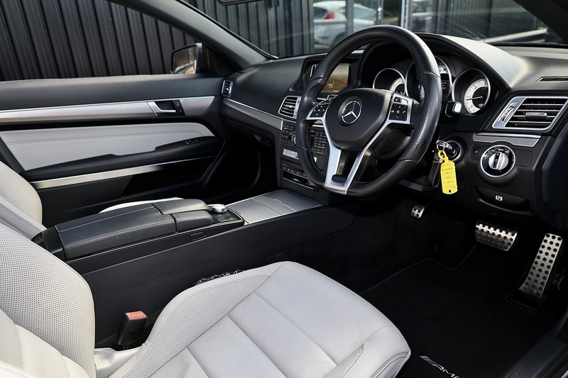 Mercedes-Benz E350d CDI AMG Line Convertible 2 Former Keepers + Full Service History Image 7