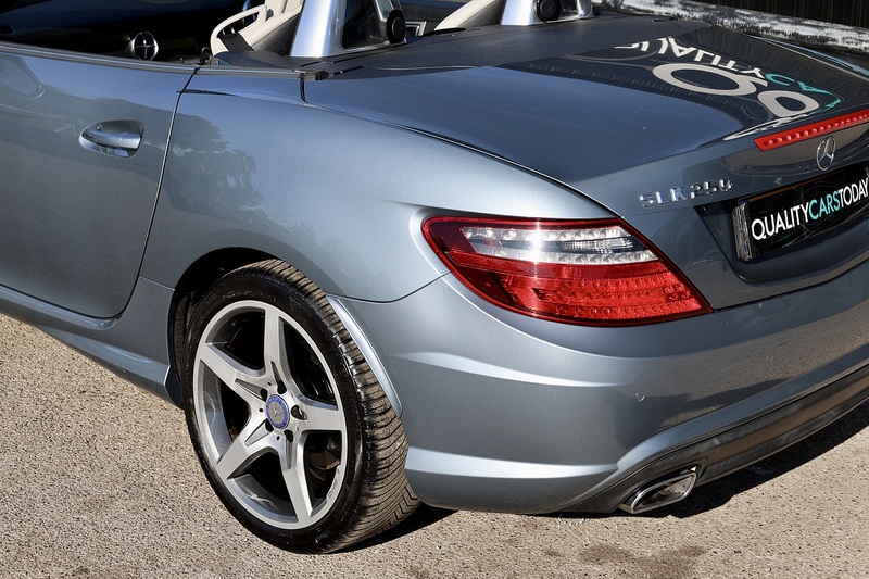 Mercedes-Benz SLK 250 CDI AMG Sport 1 Former Keeper + AirScarf + Air Guide + Rare Spec Image 32