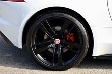 Jaguar F-Type Coupe Full Service History + Panoramic Roof - Thumb 38