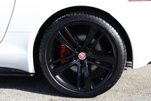 Jaguar F-Type Coupe Full Service History + Panoramic Roof - Thumb 39