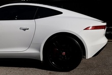 Jaguar F-Type Coupe Full Service History + Panoramic Roof - Thumb 35
