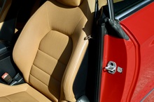 Mercedes-Benz E220 CDI SE Coupe Natural Leather + Distronic + 360 Cameras + Harmon Kardon + Huge / Rare Spec - Thumb 13
