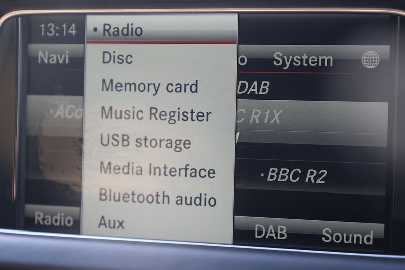 Mercedes-Benz E220 CDI SE Coupe Natural Leather + Distronic + 360 Cameras + Harmon Kardon + Huge / Rare Spec Image 16