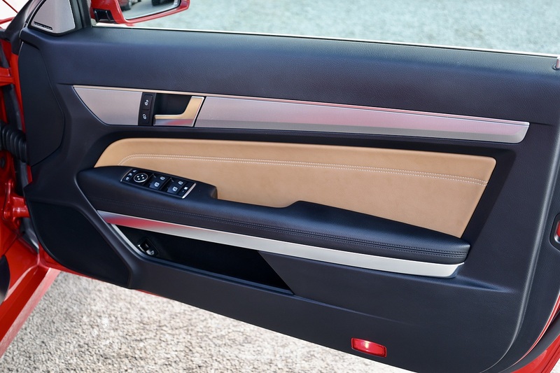 Mercedes-Benz E220 CDI SE Coupe Natural Leather + Distronic + 360 Cameras + Harmon Kardon + Huge / Rare Spec Image 32