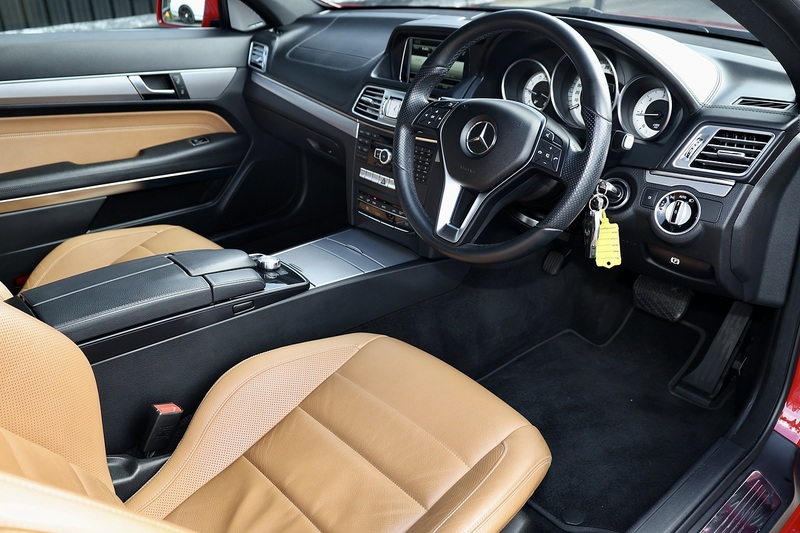 Mercedes-Benz E220 CDI SE Coupe Natural Leather + Distronic + 360 Cameras + Harmon Kardon + Huge / Rare Spec Image 33