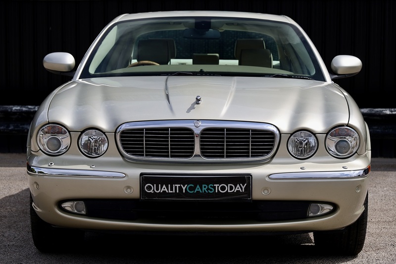 Jaguar XJ Sovereign Previously Supplied by Ourselves + 13 Services + Beautiful Condition Image 3