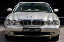 Jaguar XJ Sovereign Previously Supplied by Ourselves + 13 Services + Beautiful Condition - Thumb 3
