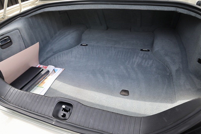 Jaguar XJ Sovereign Previously Supplied by Ourselves + 13 Services + Beautiful Condition Image 27