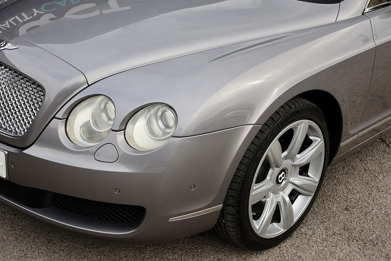 Bentley Continental Flying Spur 6.0 W12 + Sunroof + Previously Supplied by Ourselves Image 37
