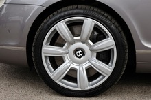 Bentley Continental Flying Spur 6.0 W12 + Sunroof + Previously Supplied by Ourselves - Thumb 41