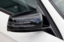 Mercedes-Benz E220 CDI AMG Night Edition Panoramic Roof + Harmon Kardon + Memory Pack + Keyless - Thumb 12