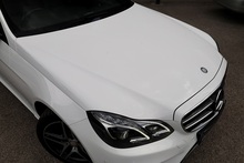 Mercedes-Benz E220 CDI AMG Night Edition Panoramic Roof + Harmon Kardon + Memory Pack + Keyless - Thumb 13