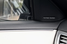 Mercedes-Benz E220 CDI AMG Night Edition Panoramic Roof + Harmon Kardon + Memory Pack + Keyless - Thumb 18