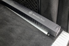 Mercedes-Benz E220 CDI AMG Night Edition Panoramic Roof + Harmon Kardon + Memory Pack + Keyless - Thumb 28