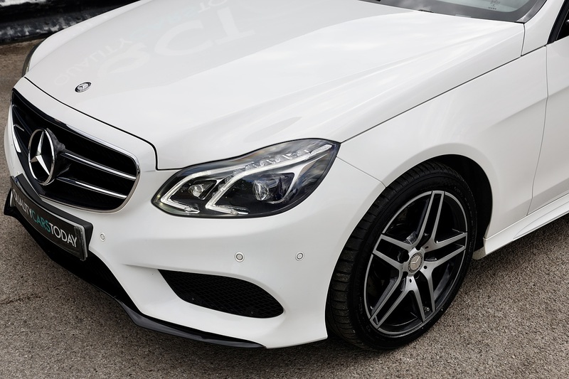 Mercedes-Benz E220 CDI AMG Night Edition Panoramic Roof + Harmon Kardon + Memory Pack + Keyless Image 37