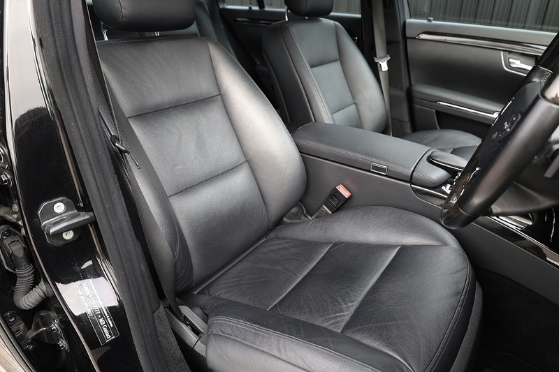 Mercedes-Benz S350 CDI AMG 2 Former Keepers + Full Mercedes Main Dealer + AMG Sports Pack Image 8