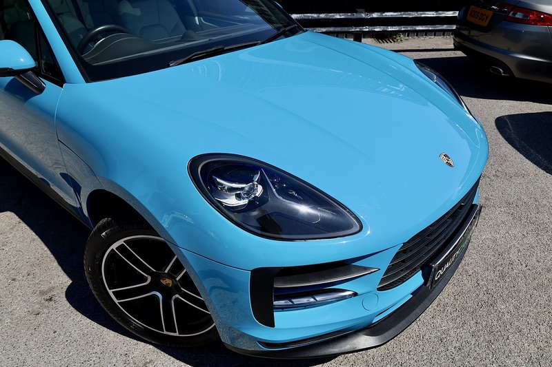 Porsche Macan Full Porsche Main Dealer + Pano Roof + Sport Chrono + Adaptive Cruise + PDLS Image 23