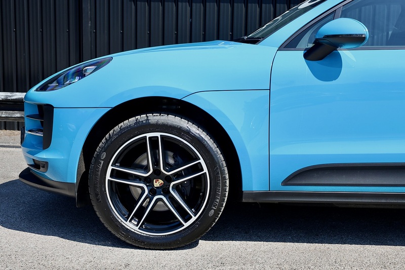 Porsche Macan Full Porsche Main Dealer + Pano Roof + Sport Chrono + Adaptive Cruise + PDLS Image 30