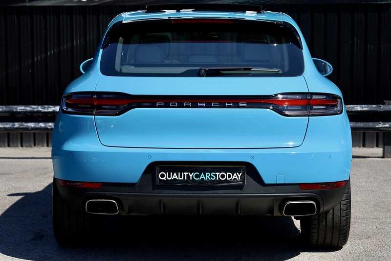 Porsche Macan Full Porsche Main Dealer + Pano Roof + Sport Chrono + Adaptive Cruise + PDLS Image 5