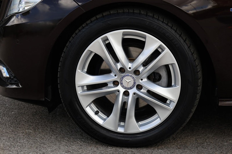 Mercedes-Benz E220 CDI Avantgarde 1 Former Keeper + Designo Trim + Rrare Spec Image 46