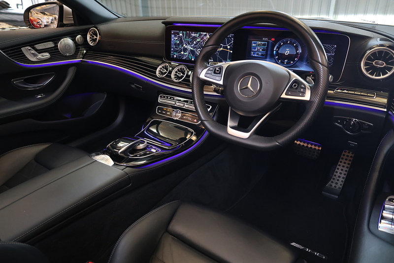 Mercedes-Benz E220d AMG Line Premium Plus Designo Interior + Nappa + Distronic + 360 Camera + Air Scarf Image 6
