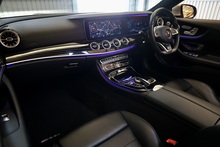 Mercedes-Benz E220d AMG Line Premium Plus Designo Interior + Nappa + Distronic + 360 Camera + Air Scarf - Thumb 2