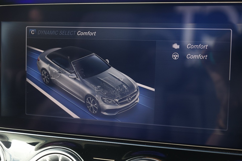 Mercedes-Benz E220d AMG Line Premium Plus Designo Interior + Nappa + Distronic + 360 Camera + Air Scarf Image 19