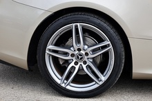 Mercedes-Benz E220d AMG Line Premium Plus Designo Interior + Nappa + Distronic + 360 Camera + Air Scarf - Thumb 38