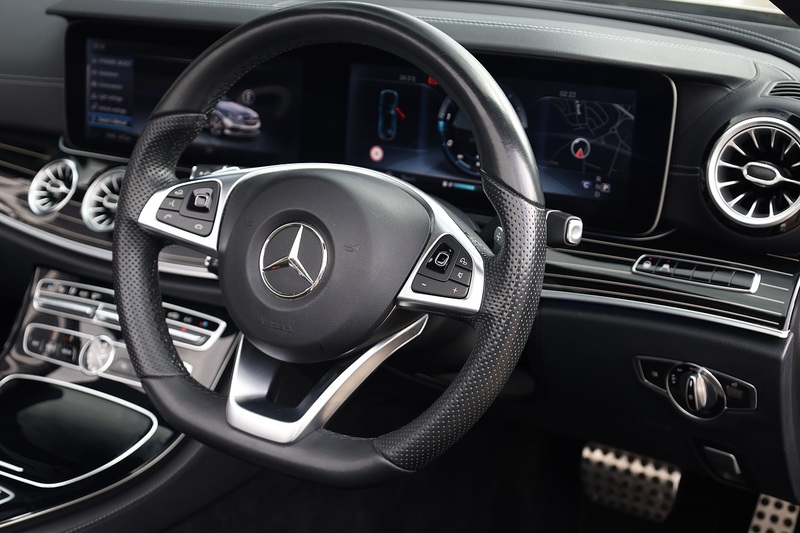 Mercedes-Benz E220d AMG Line Premium Plus Designo Interior + Nappa + Distronic + 360 Camera + Air Scarf Image 30