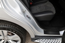 Mercedes-Benz ML 350 CDI Sport ML 350 CDI Sport 3.0 5dr SUV Automatic Diesel - Thumb 25