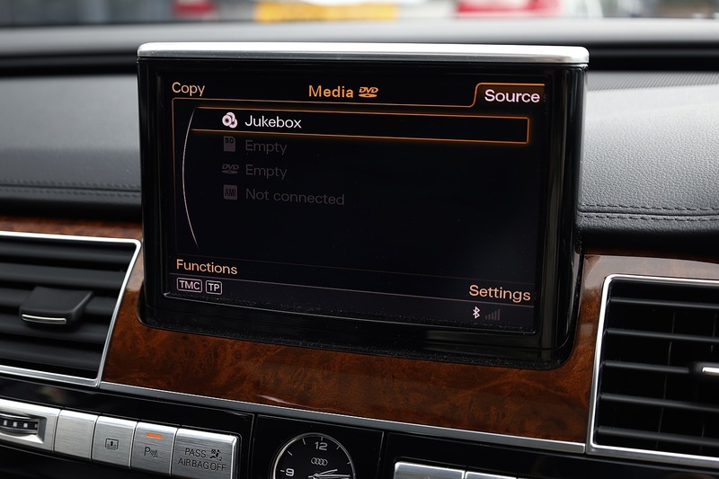 Audi A8L 3.0 TDI Quattro SE Full Audi Main Dealer History + LWB + Sunroof Image 18