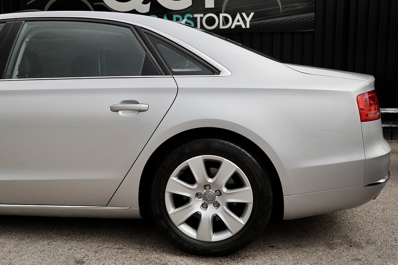 Audi A8L 3.0 TDI Quattro SE Full Audi Main Dealer History + LWB + Sunroof Image 33