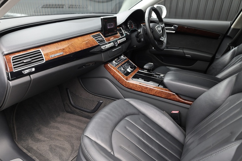 Audi A8L 3.0 TDI Quattro SE Full Audi Main Dealer History + LWB + Sunroof Image 2